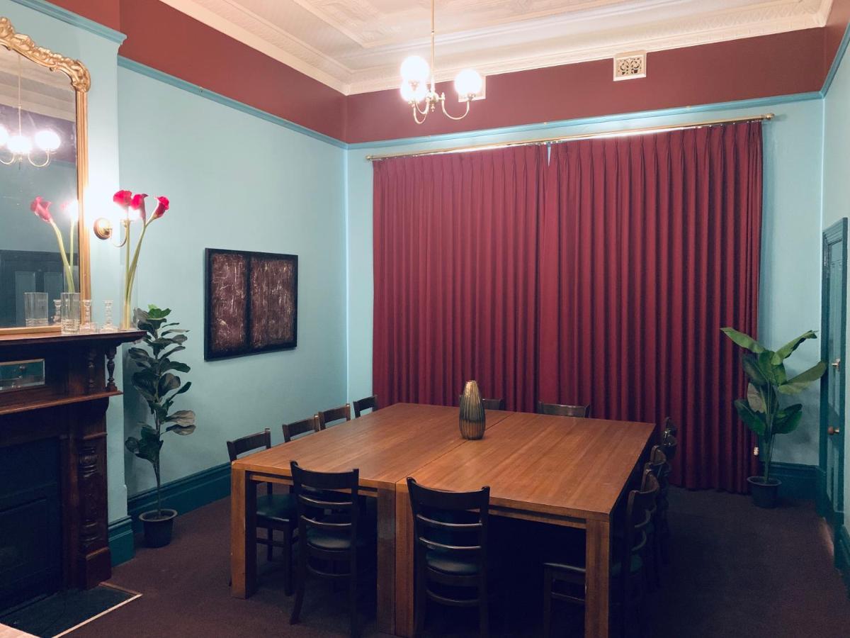 Rochester Tavern Hotel Екстериор снимка